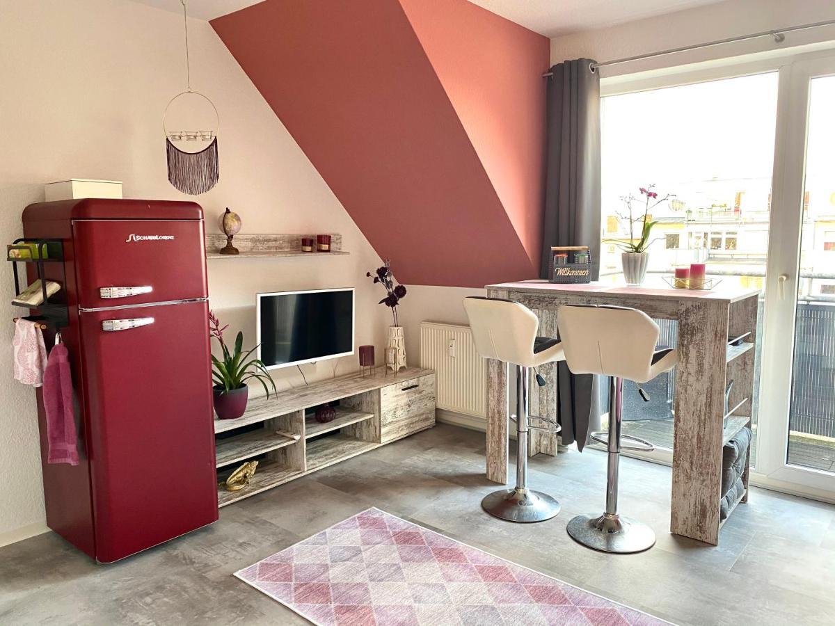 Cottbus-Apartments - Red Apartment I Privat I Wifi I Kueche I Balkon Exteriér fotografie